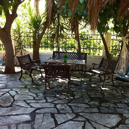 Kesi Holiday Home โปติสติกา ภายนอก รูปภาพ