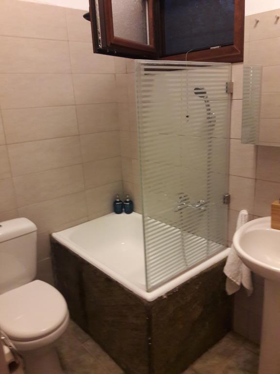 Kesi Holiday Home โปติสติกา ภายนอก รูปภาพ