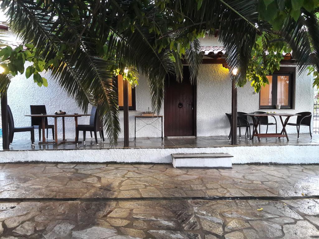 Kesi Holiday Home โปติสติกา ภายนอก รูปภาพ